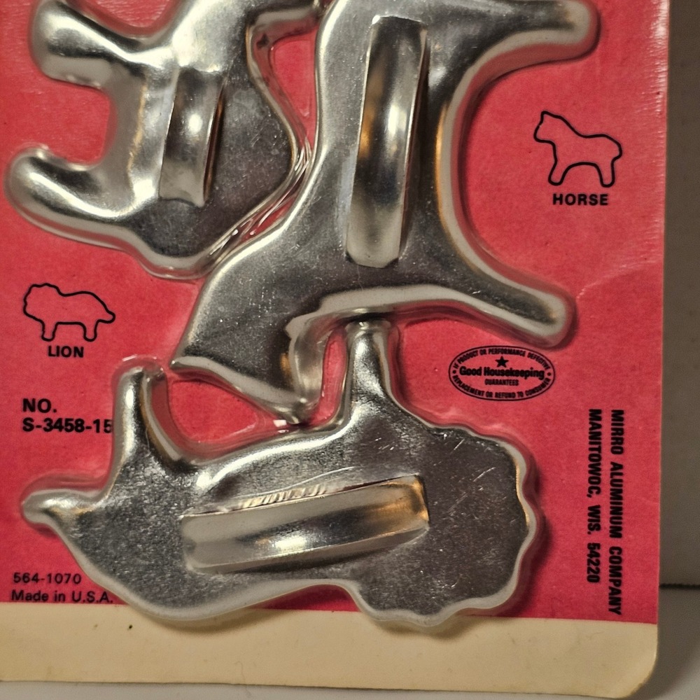 Mirro Aluminum Cookie Cutter Set Vintage Animal Rabbit Camel Horse Lion USA - Picture 3 of 4
